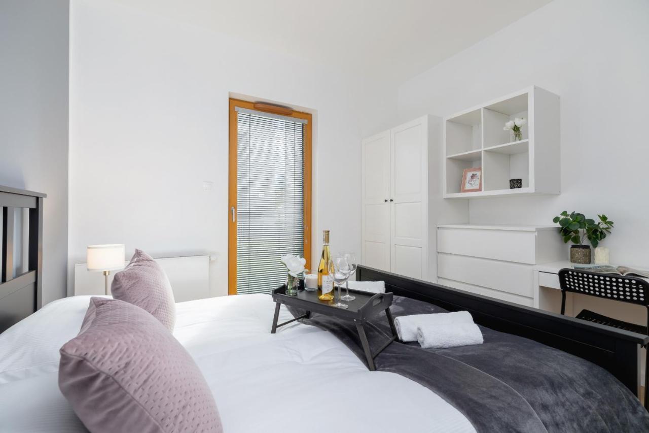 Luxurious Apartment Rakowicka Krakow By Renters Prestige Eksteriør billede